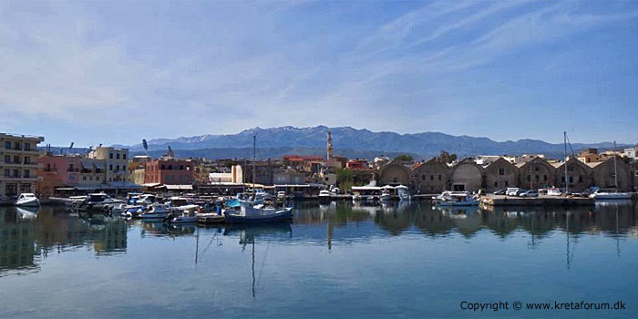 Chania Harbour - Crete - www.kretaforum.dk